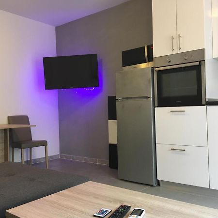 PUY Apartment To Rent מראה חיצוני תמונה